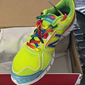 Women’s new balance sneakers, multicolor brand new in the box size 10